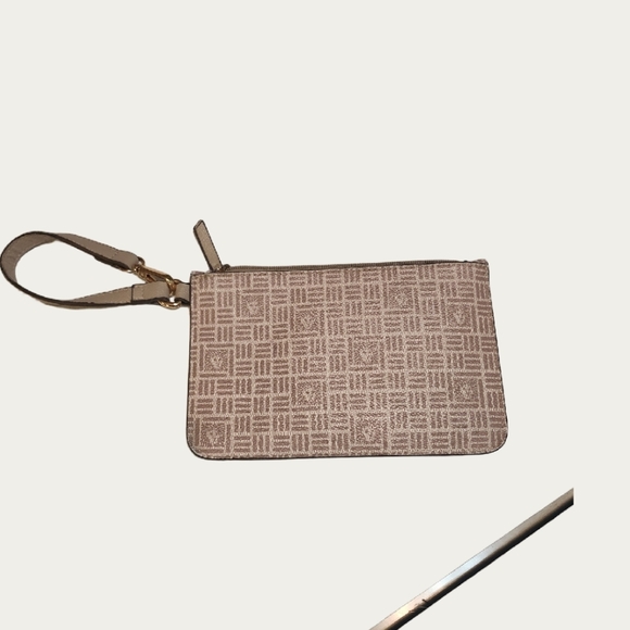 Vintage Anne Klein Beige Crossbody Bag with Gold Details, Wristlet and Key Chain - Picture 8 of 15